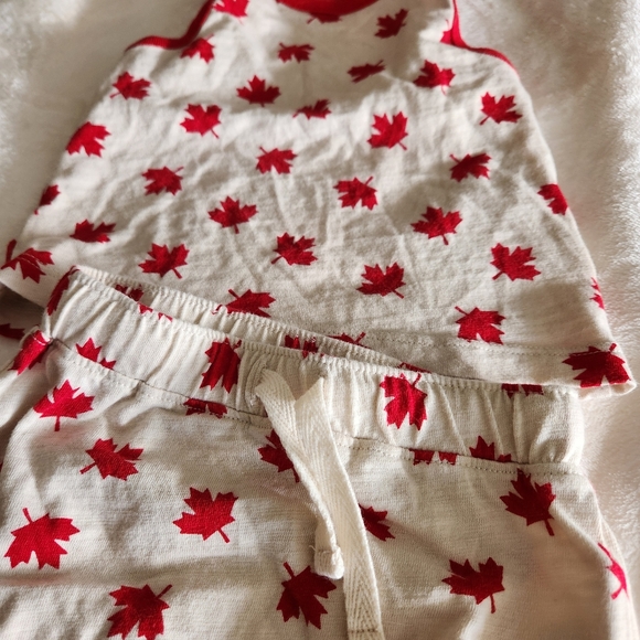 Old navy infant outfit - Picture 3 of 3